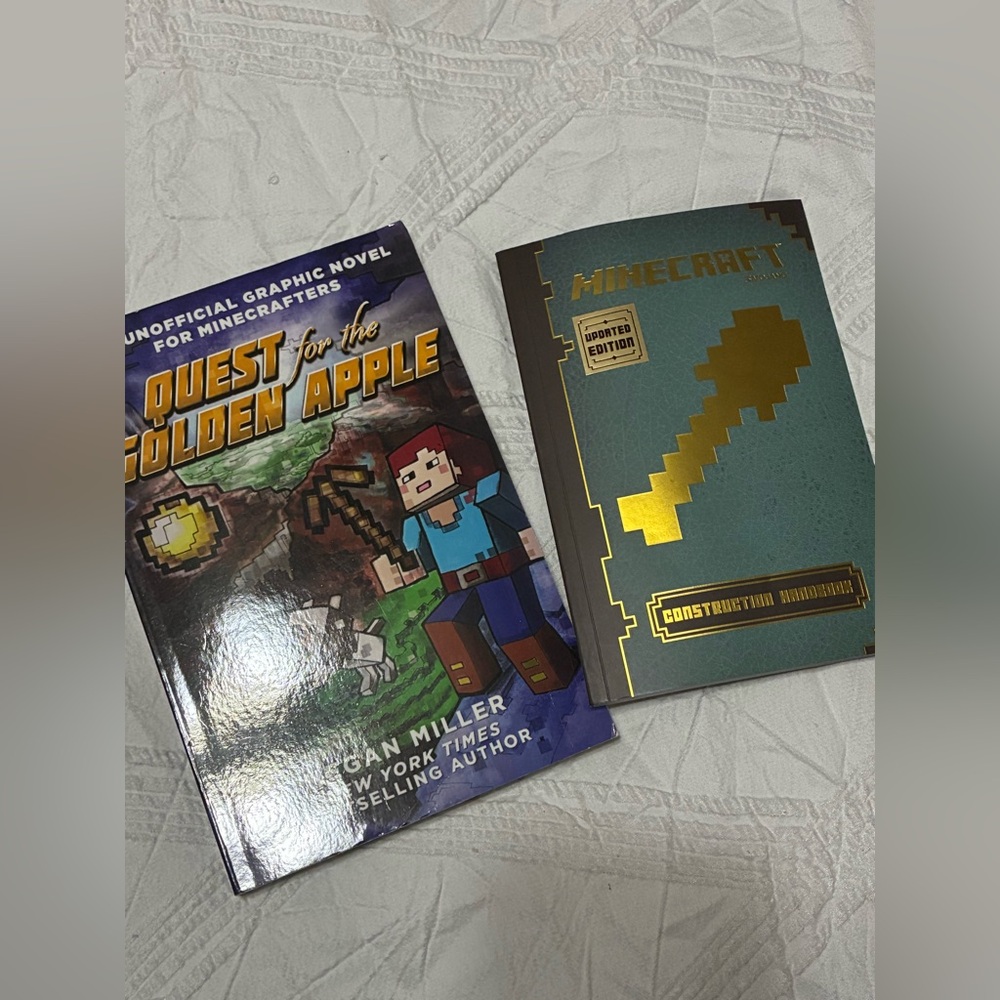 Minecraft Books- Comic Book & Handbook